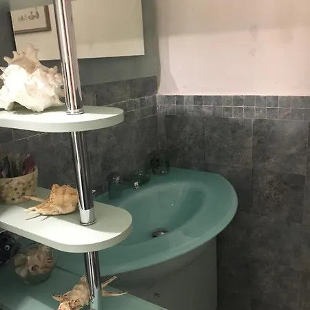 Apartment Bilocale Alle 5 Terre Monterosso 200m From The Monterosso al Mare
